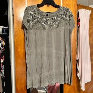 Torrid size 2 cotton shirt